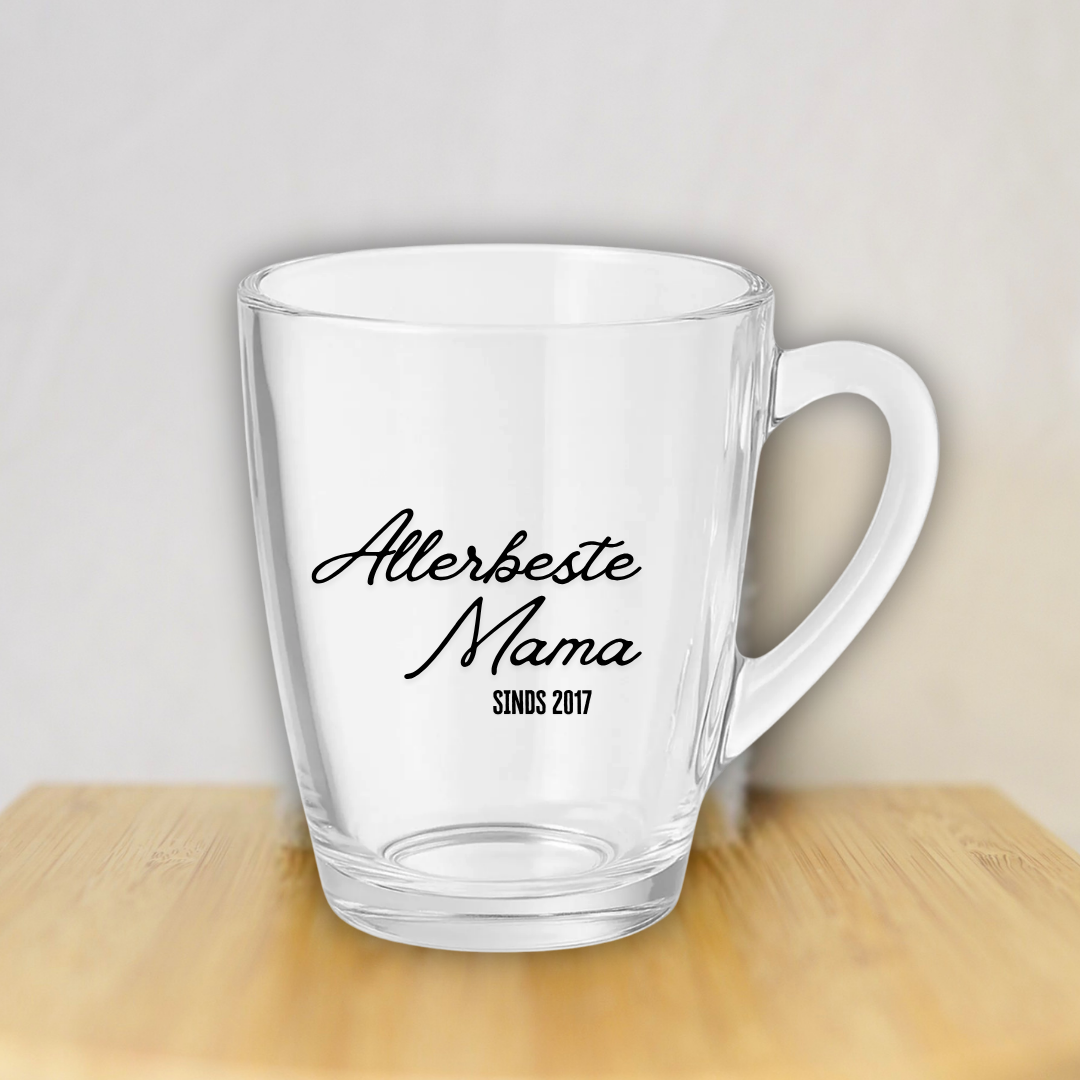 Gepersonaliseerd theeglas: Allerbeste mama sinds (jaartal) ✧