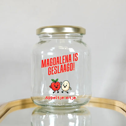 geslaagd cadeau met gepersonaliseerde naam