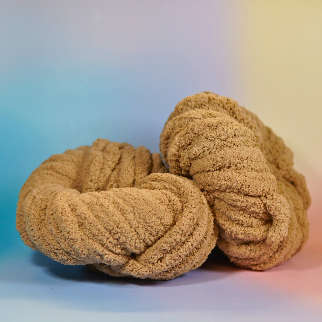 lichtbruin chunky yarn dikke wol garen